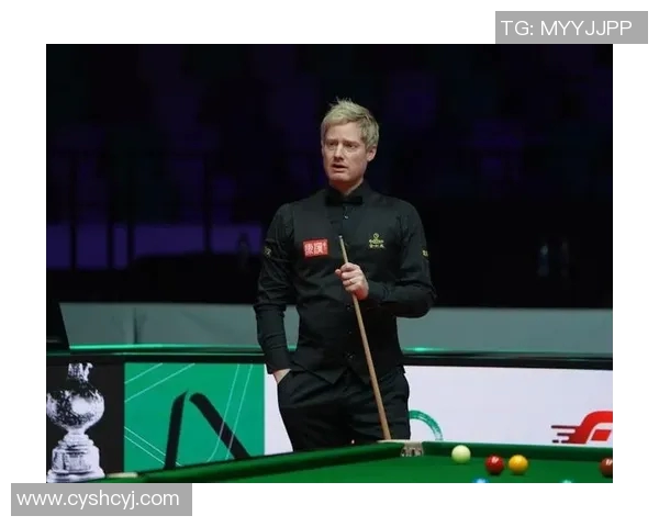 大师赛精彩对决马奎尔与罗伯逊谁能笑到最后引发球迷热议 大师赛精彩对决马奎尔与罗伯逊谁能笑到最后引发球迷热议