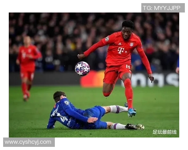 哈维西蒙斯的崛起之路：从青年才俊到足球界新星的传奇故事