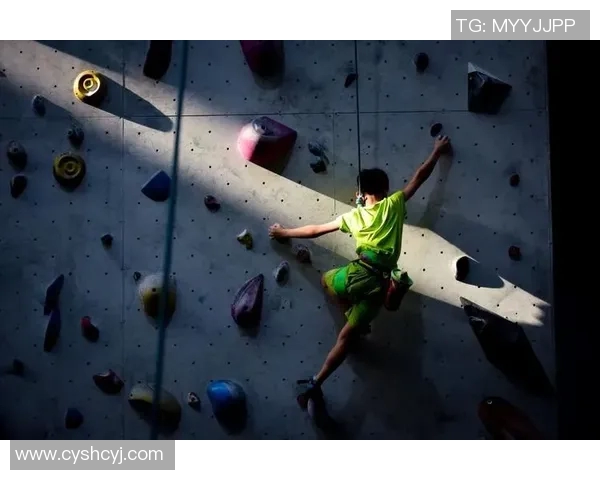 广州攀岩队在极限运动嘉年华中的默契配合与精彩表现点评MBA