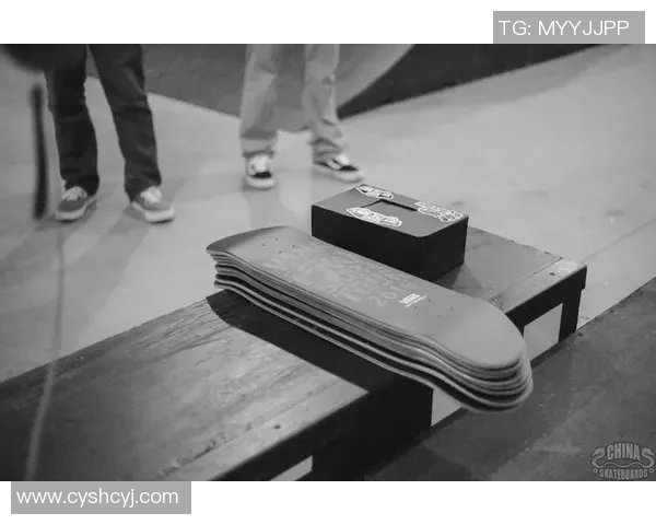 滑板热潮下的上海滑板队防守策略深度解析与展望 滑板热潮下的上海滑板队防守策略深度解析与展望